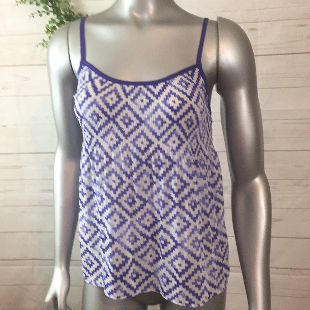 Princess Vera Wang Jr’s Small sheer strappy top
